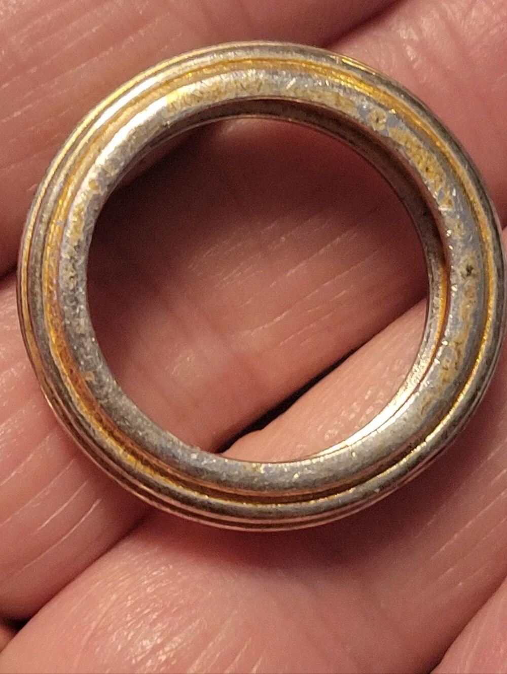 Gold and Silver Tone Stackable Ribbed Ring size 8